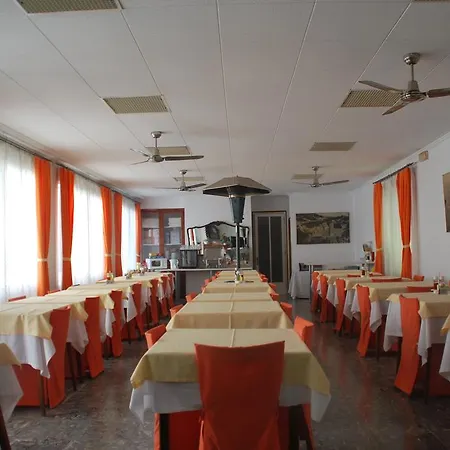 Fonda Lluna Guest house