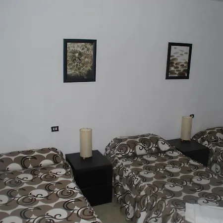 Guest house Fonda Lluna